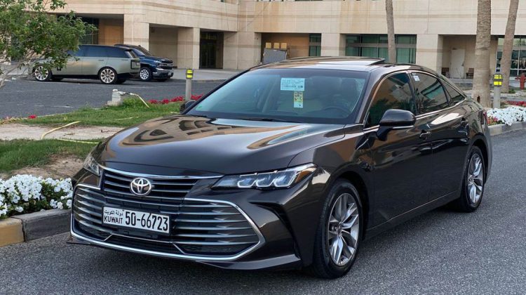 للبيع تويوتا افالون XLE Toyota Avalon XLE 2019