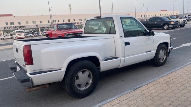 جي أم سي سييرا 1998 مستعملة للبيع في قطر