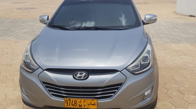 للبيع سيارة هايونداي توسان موديل 2015 فى مسقط سلطنة عمان