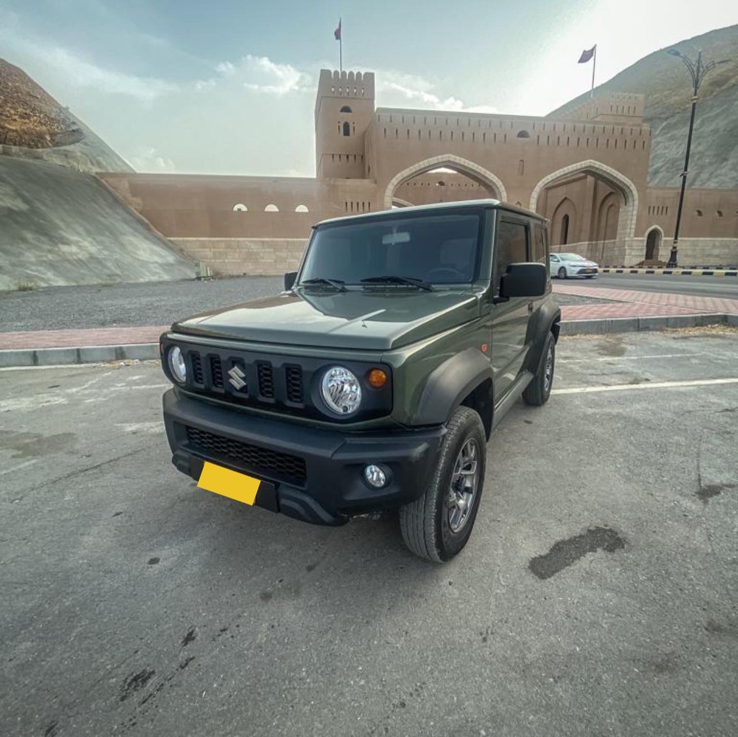 سيارة سوزوكي جيمني موديل 2021 للبيع فى مسقط سلطنة عمان