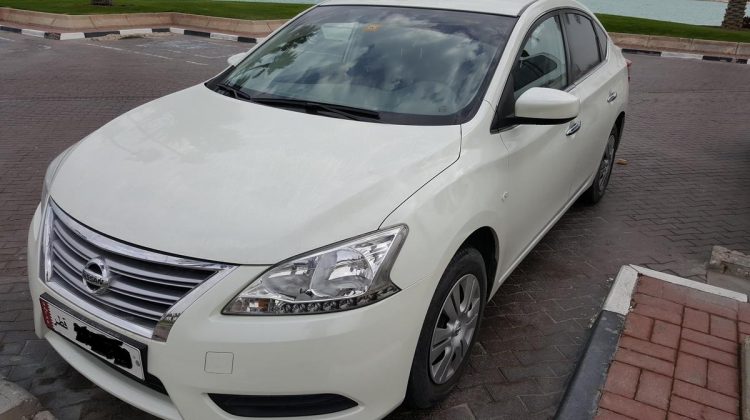 سيارة نيسان سنترا موديل 2014 للبيع فى الدوحة قطر