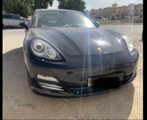 سيارة بورش بانميرا موديل 2013 للبيع فى الرياض السعودية